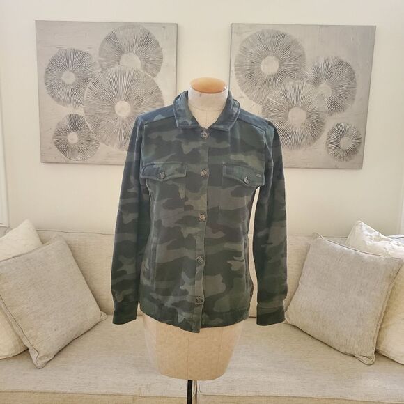 O'NEIL | 'Skylar' Camo Fleece Shirt Jacket - [size XS in Green] - Picture 6 of 14